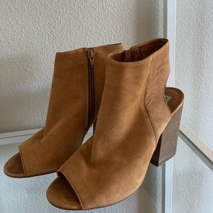 Steve Madden open toe booties!